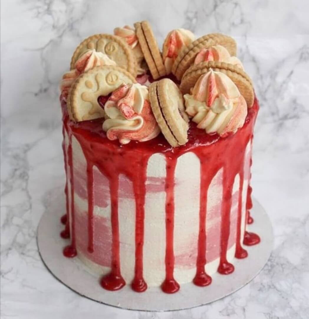 Торт "Клубничное печенье"